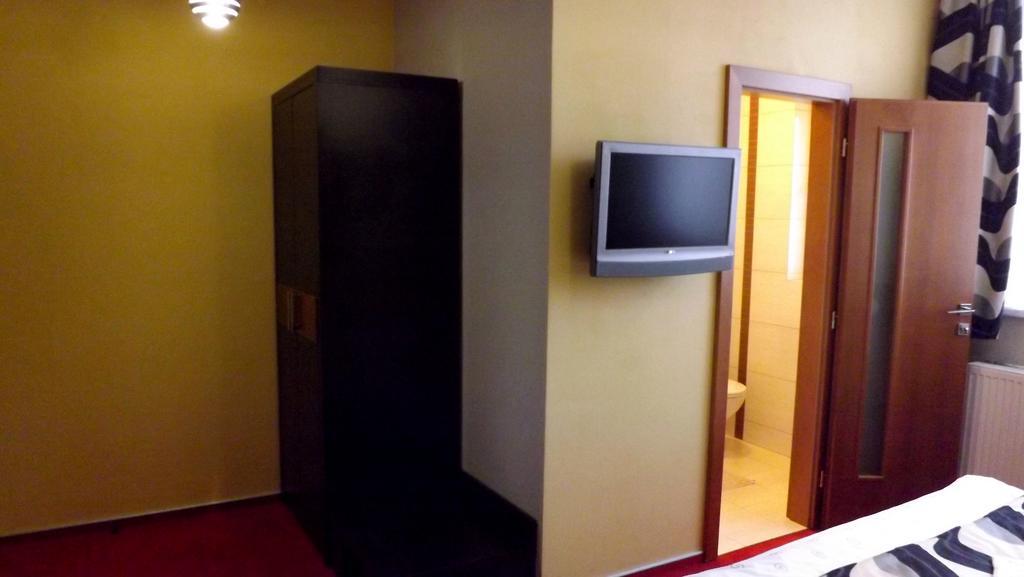 Guest House Penzion Fortuna ทราโดชีน ห้อง รูปภาพ